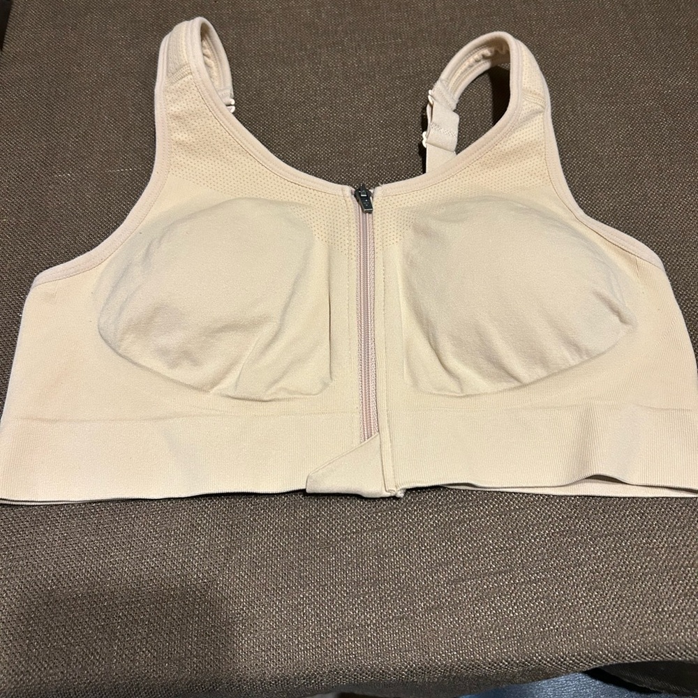 PRAIRIE WEAR Women's Cream Sports Bran SIZE LARGE - Picture 2 of 7